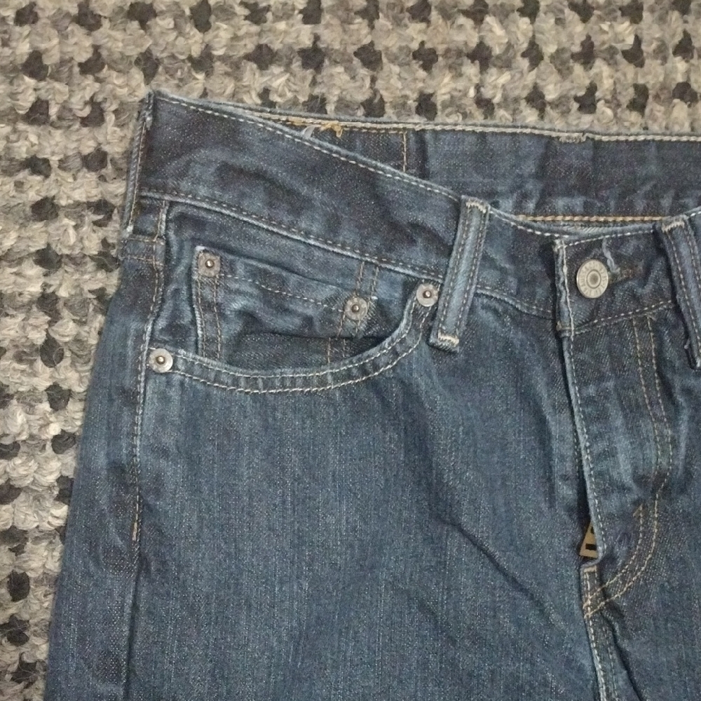 Classic Denim Straight-Leg Jeans for Men - Picture 10 of 10